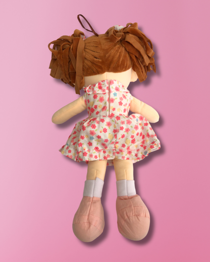Peluche muñeca